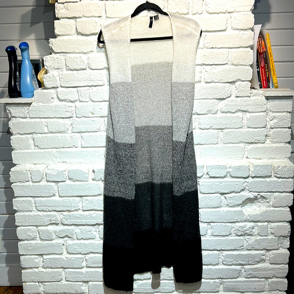 Long maxi vest size medium white greys and black colour blocking